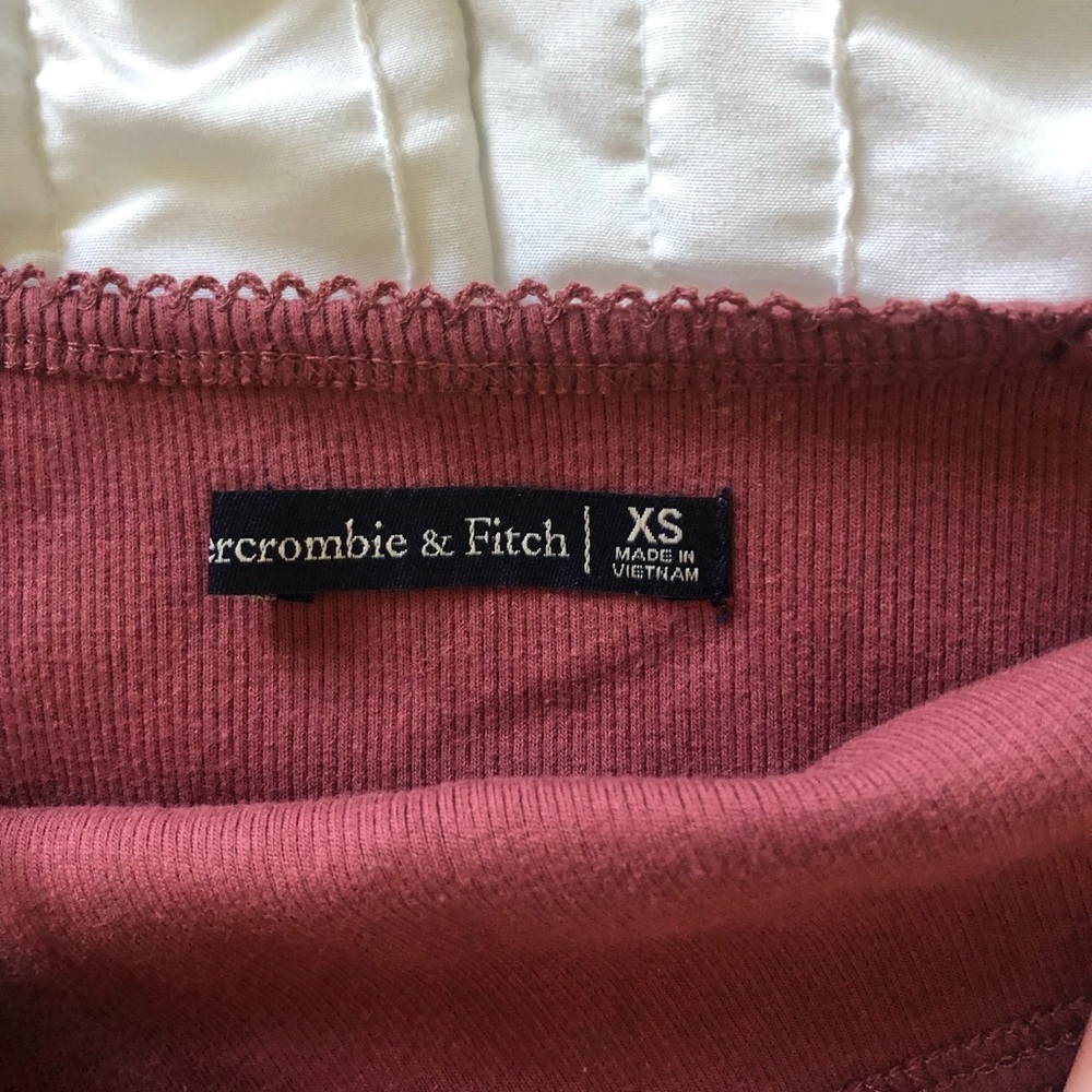 Abercrombie cropped tank - Picture 2 of 4